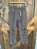 #42 Petra 153 Distressed Mom Jeans